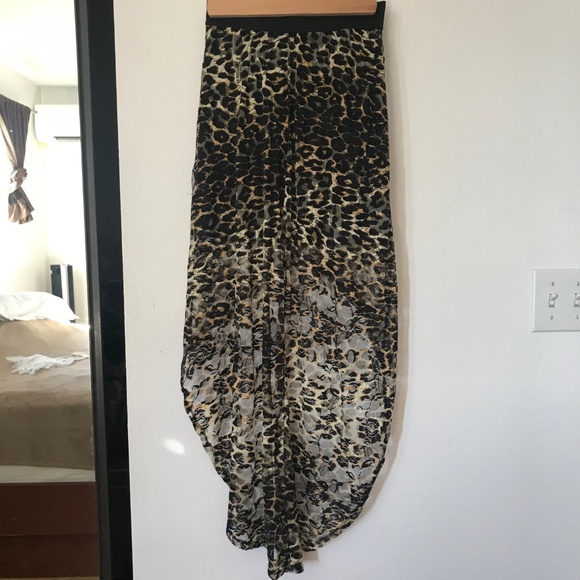 Wet seal Leopard print high low skirt - Picture 5 of 8